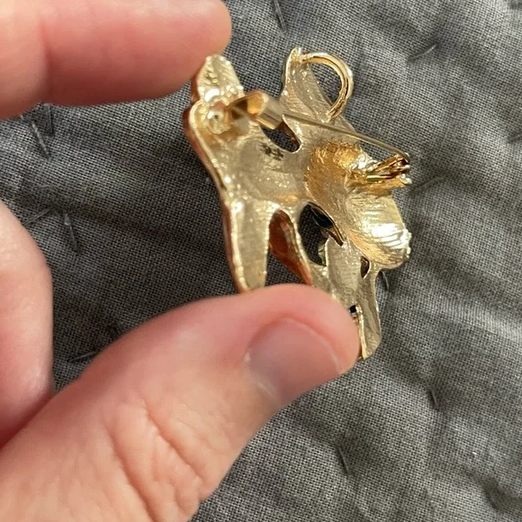 Gold tone, green & orange enamel rhinestones fish pin brooch costume jewelry - Picture 2 of 5